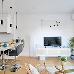 La Perla Blanca * Lagos